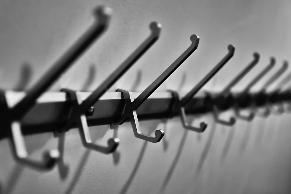 La ligne des absents